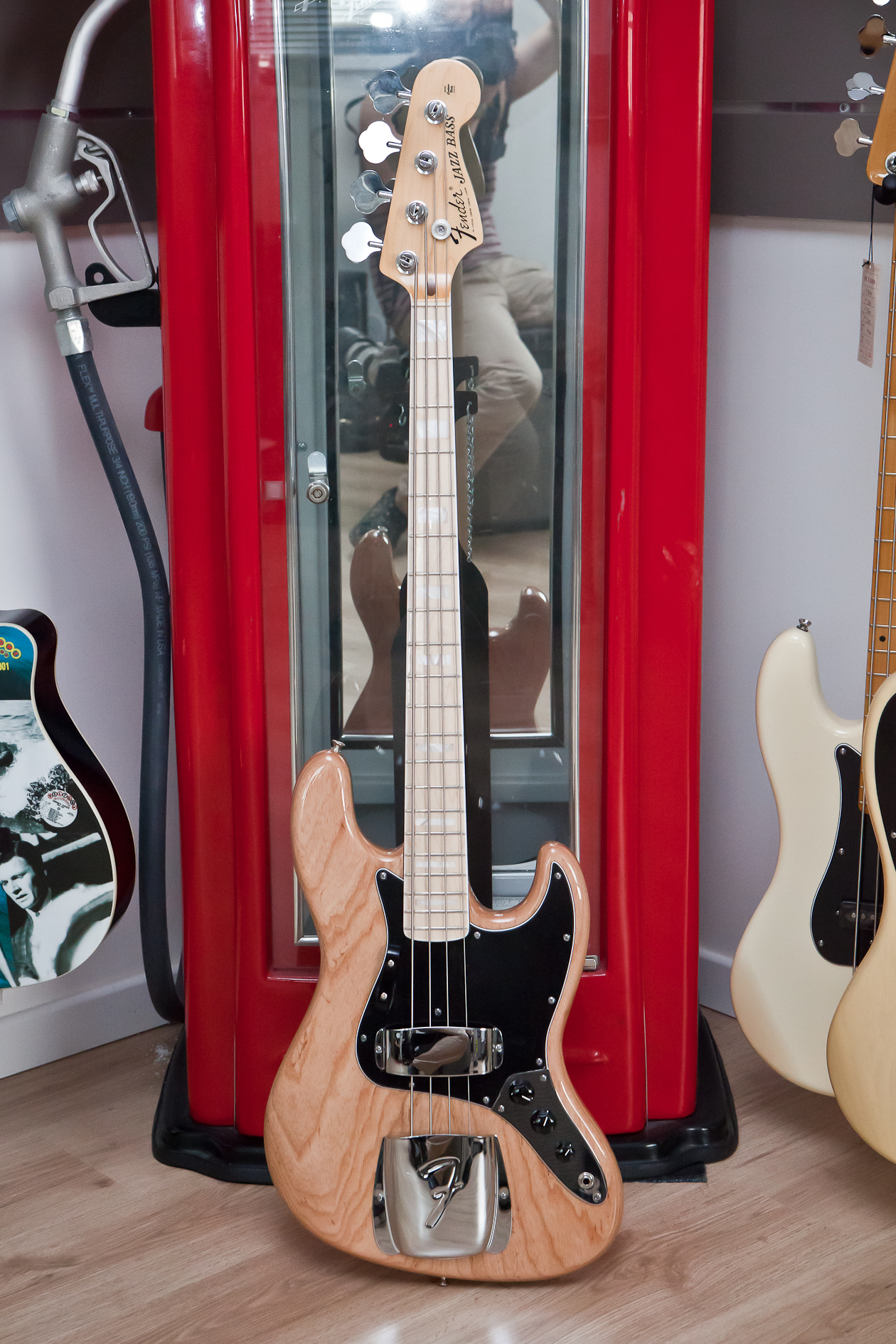 Fender American Vintage Series Basses
