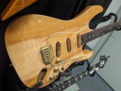 Dean Guitars USA MD Custom Dean Guitars USA MD Custom