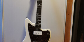Guitare Steppin out custom 77 style  jazzmaster fender