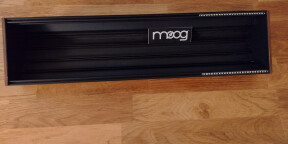 Moog Eurorack Case 104 HP  