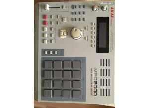 Akai Professional MPC2000 (42337)