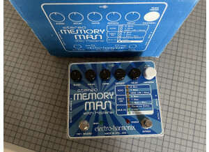 Electro-Harmonix Stereo Memory Man with Hazarai (45663)