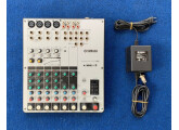 AV Table de mixage Yamaha MW10C