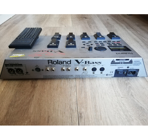 Roland V-Bass (25777)