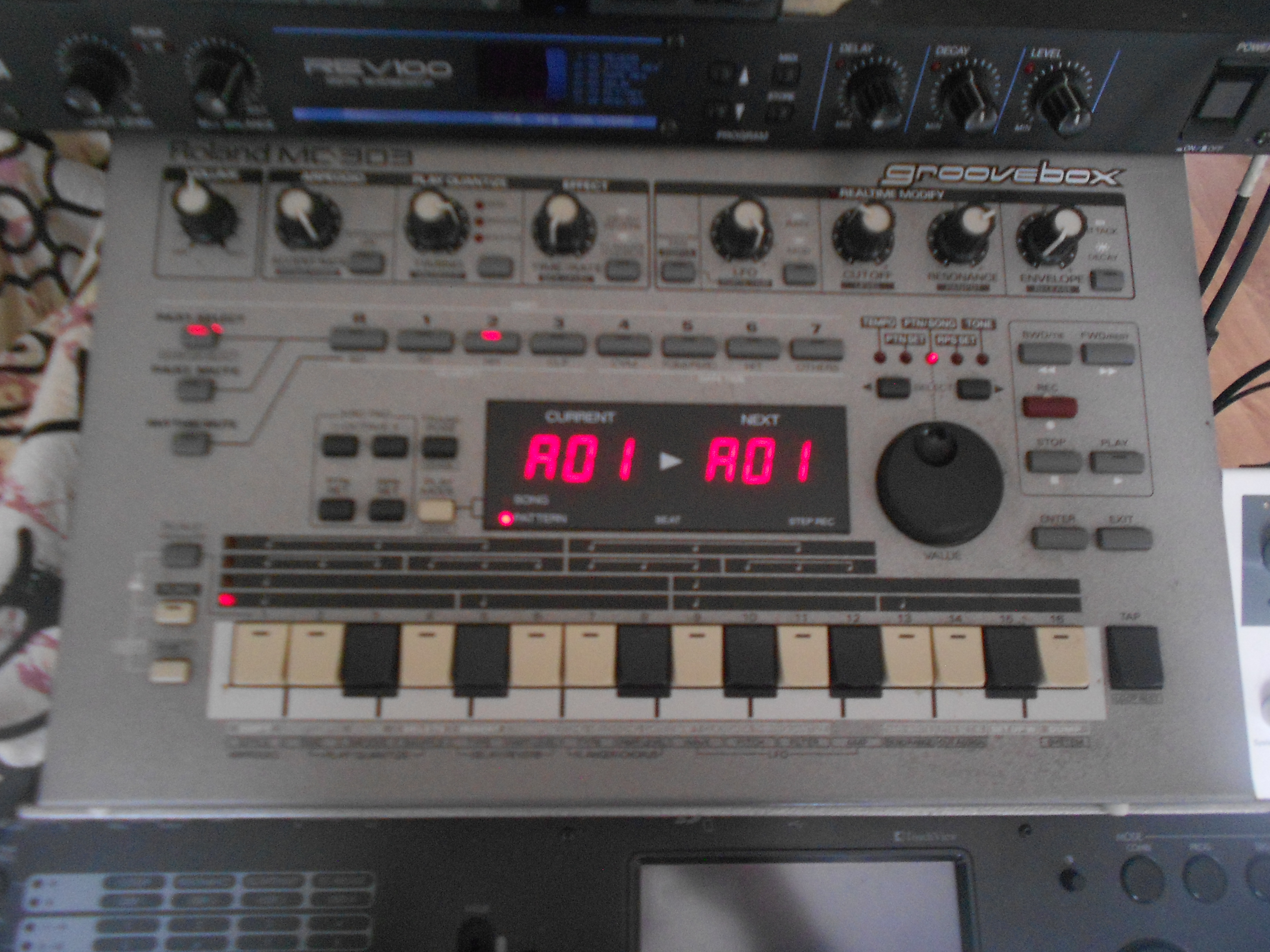 MC-303 - Roland MC-303 - Audiofanzine