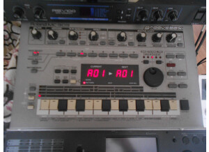 Roland MC-303 (73506)