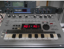Roland MC-303 (61788)