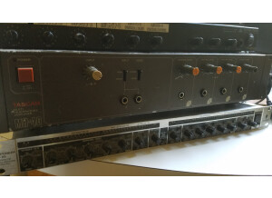 Tascam MH40B