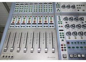 DETAIL-FADERS