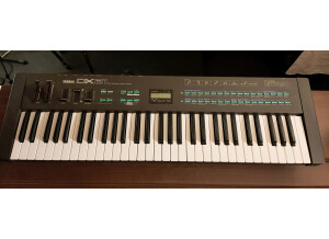 Yamaha DX21 (40419)