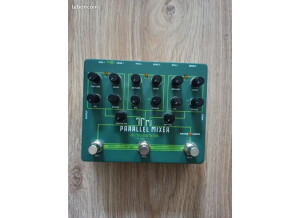Electro-Harmonix Tri Parallel Mixer (13802)