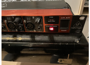 Behringer Ultragain Digital ADA8200 (4079)