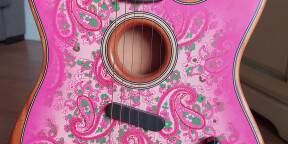 Vends Fender limited edition acoustasonic TELE pink paisley 