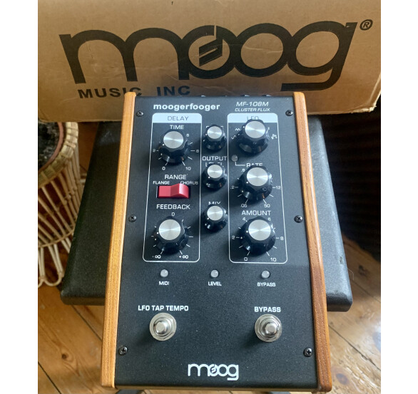 Moog Music MF-108M Cluster Flux (91681)