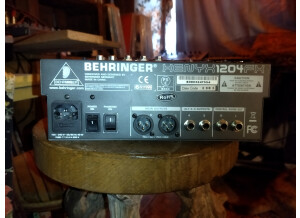 Behringer Xenyx 1204FX