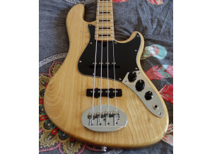 Lakland DJ corps recto 1