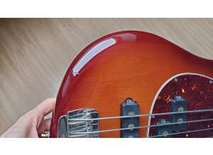 Music Man Caprice Bass (46580)