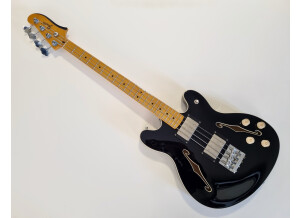 Fender Special Edition Starcaster Bass (2818)