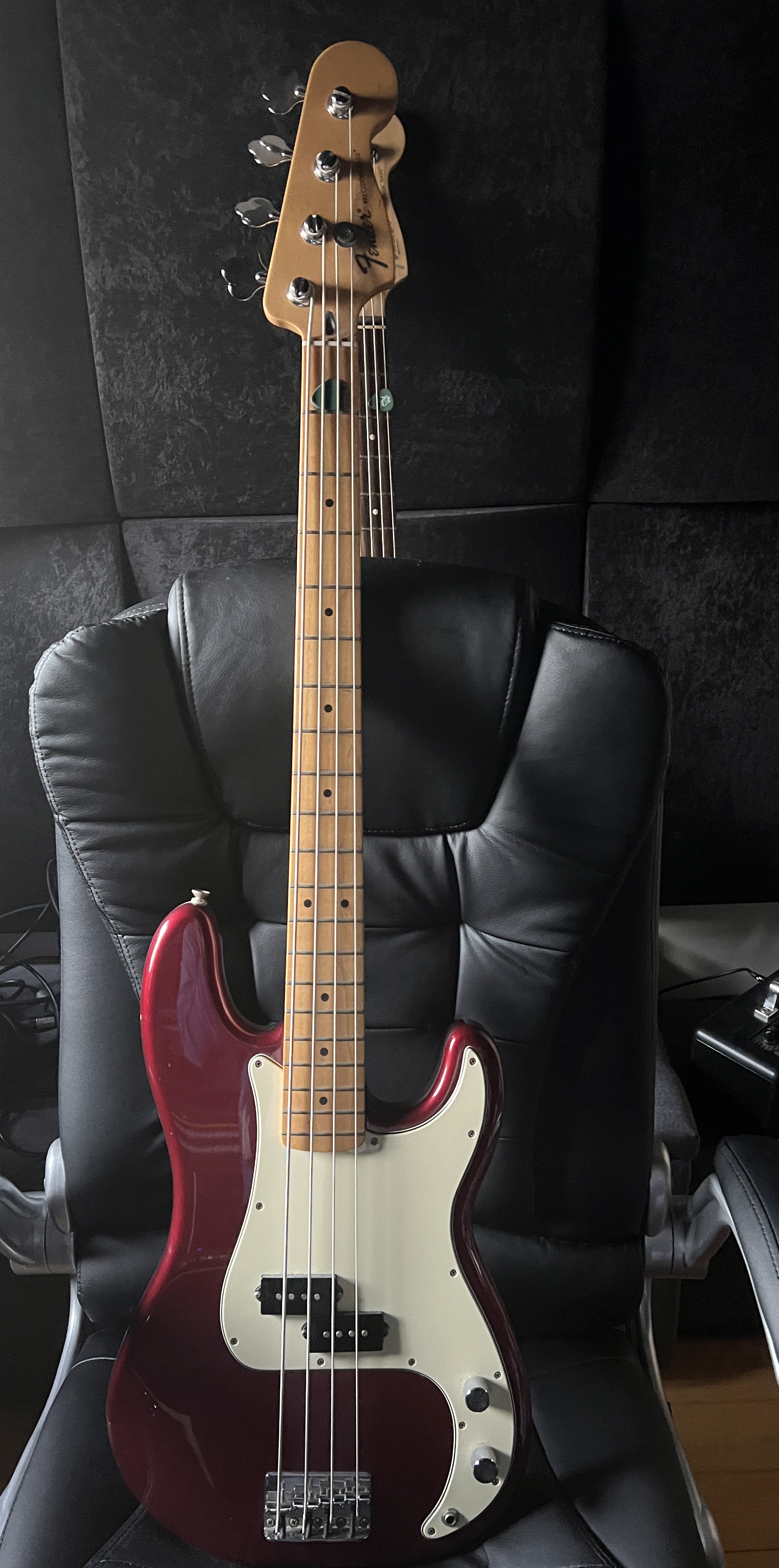 Fender precision bass 60 th anniversary (2011)