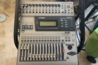 Yamaha 01V