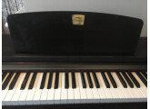 Vends Clavinova CLP 110 avec tabouret de piano, pédale et partitions