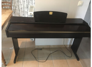 Yamaha Clavinova CLP-110