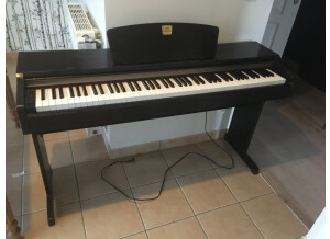 Yamaha Clavinova CLP-110