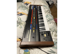 Roland JUNO-6