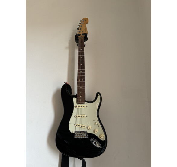 Fender American Professional Stratocaster (59611)