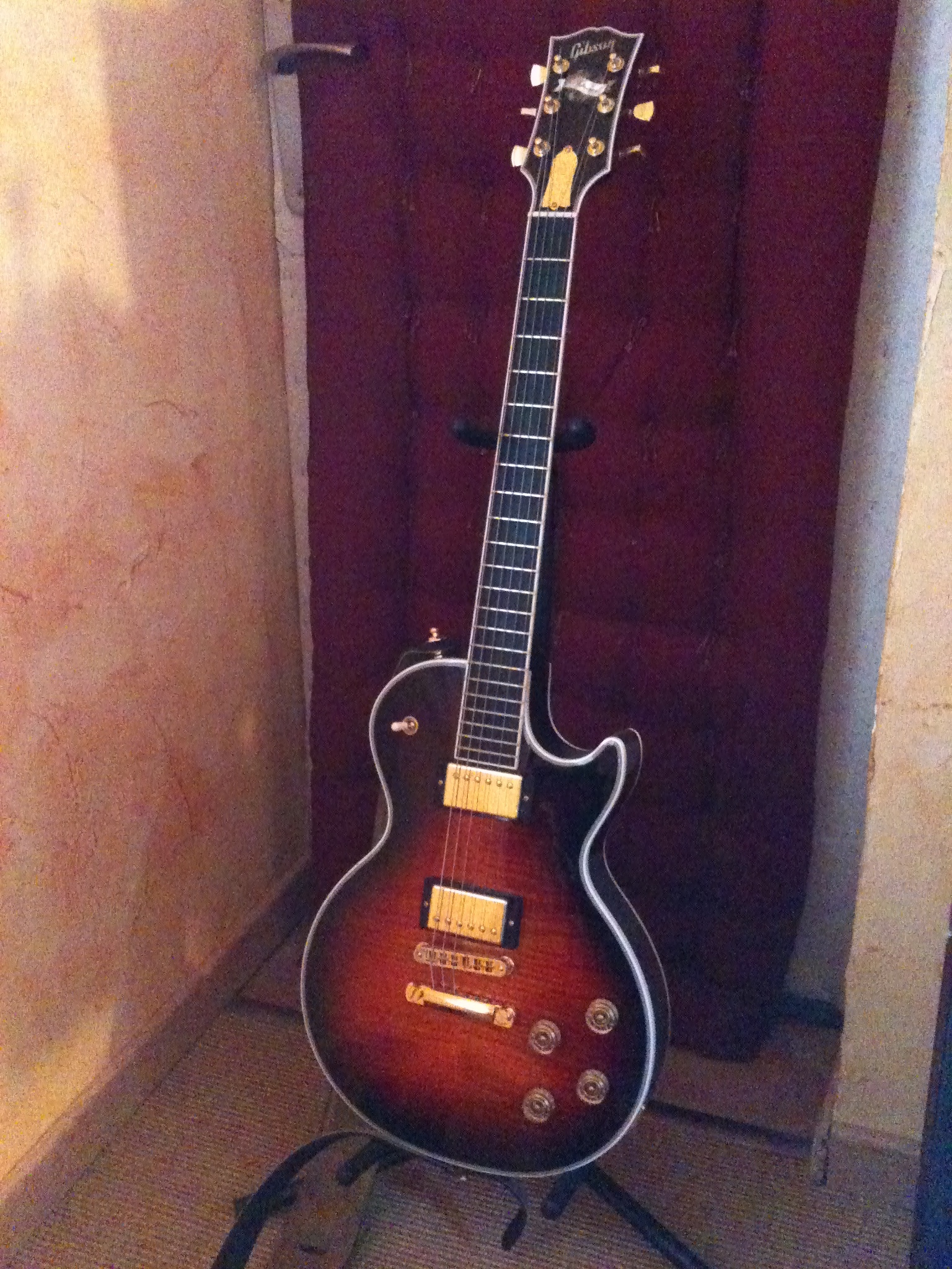 Gibson [Guitar of the Week #9] Les Paul Supreme Autumn Burst