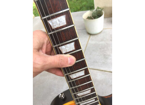 vintage-v100-type-4490618@2x