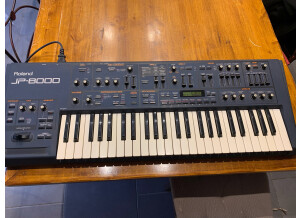 Roland JP8000