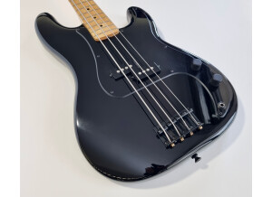 Fender Roger Waters Precision Bass (99535)