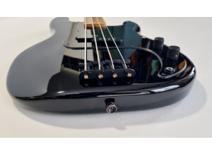 Fender Roger Waters Precision Bass (39515)