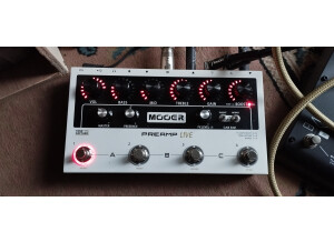 Mooer Preamp Live