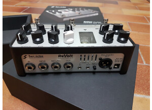 Two Notes Audio Engineering ReVolt Guitar