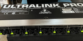 vends Behringer Ultralink Pro MX 882