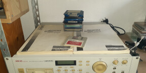 Akai Professional S2000