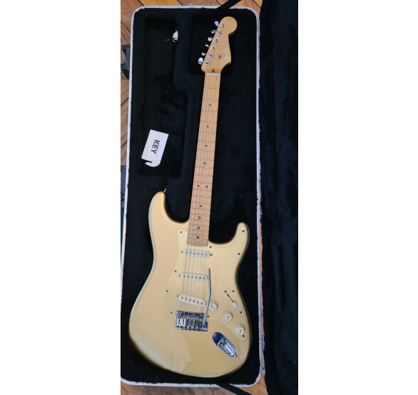 Fender FSR 2012 American Deluxe Stratocaster (24951)