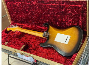 Fender Stories Collection Eric Johnson 1954 "Virginia" Stratocaster