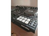 Roland DJ-505 Contrôleur & Serato Pro comme neuf