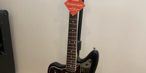 Fender Jaguar Kurt Cobain Gaucher