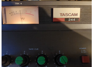 Tascam Portastudio 244 (86674)