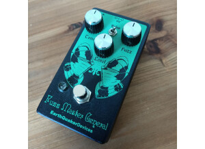 earthquaker-devices-fuzz-master-general-5495274