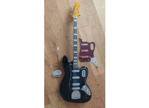 Squier Vintage Modified Bass VI (30682)