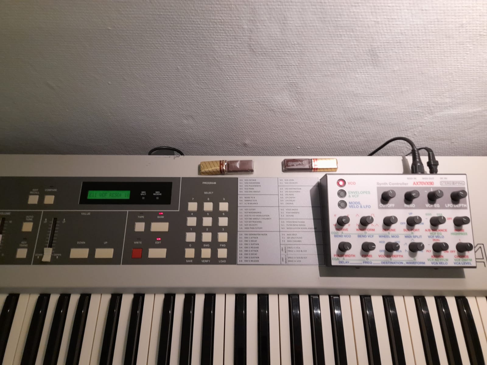 Akai Professional AX73
