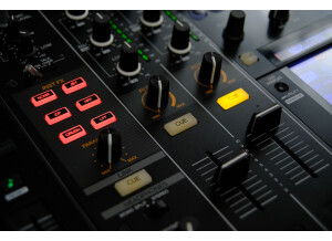 Pioneer DJ DJM-2000 Nexus-3