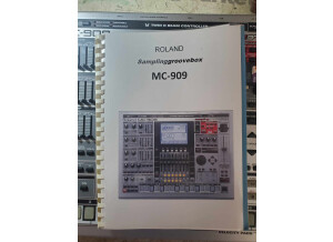 Roland MC-909 Sampling Groovebox (27505)