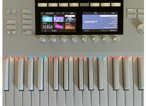 Native Instruments Komplete Kontrol S61 mk2 (81643)