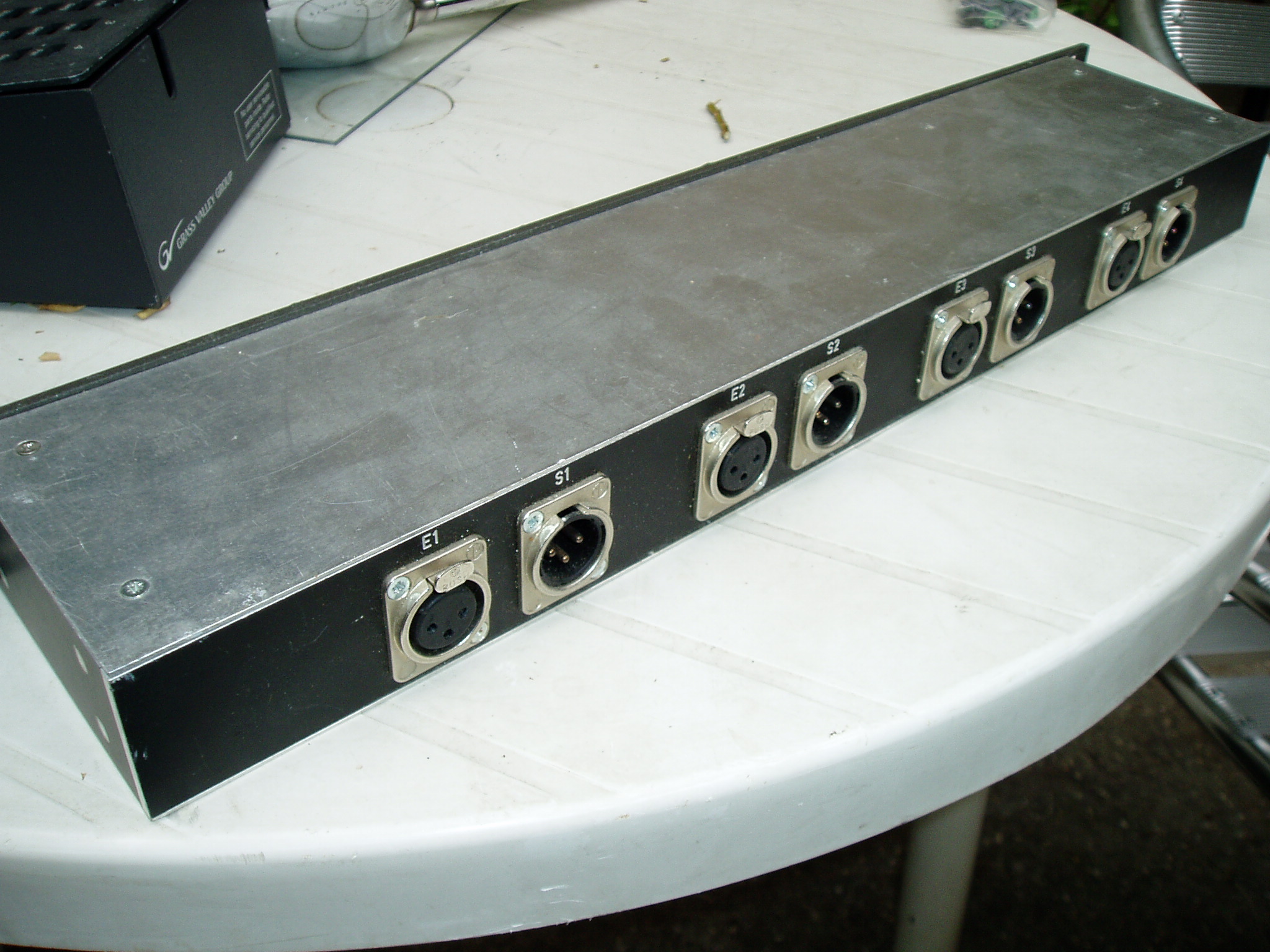 Pour bricoleur rack 1 U pour réglages niveaux audios 